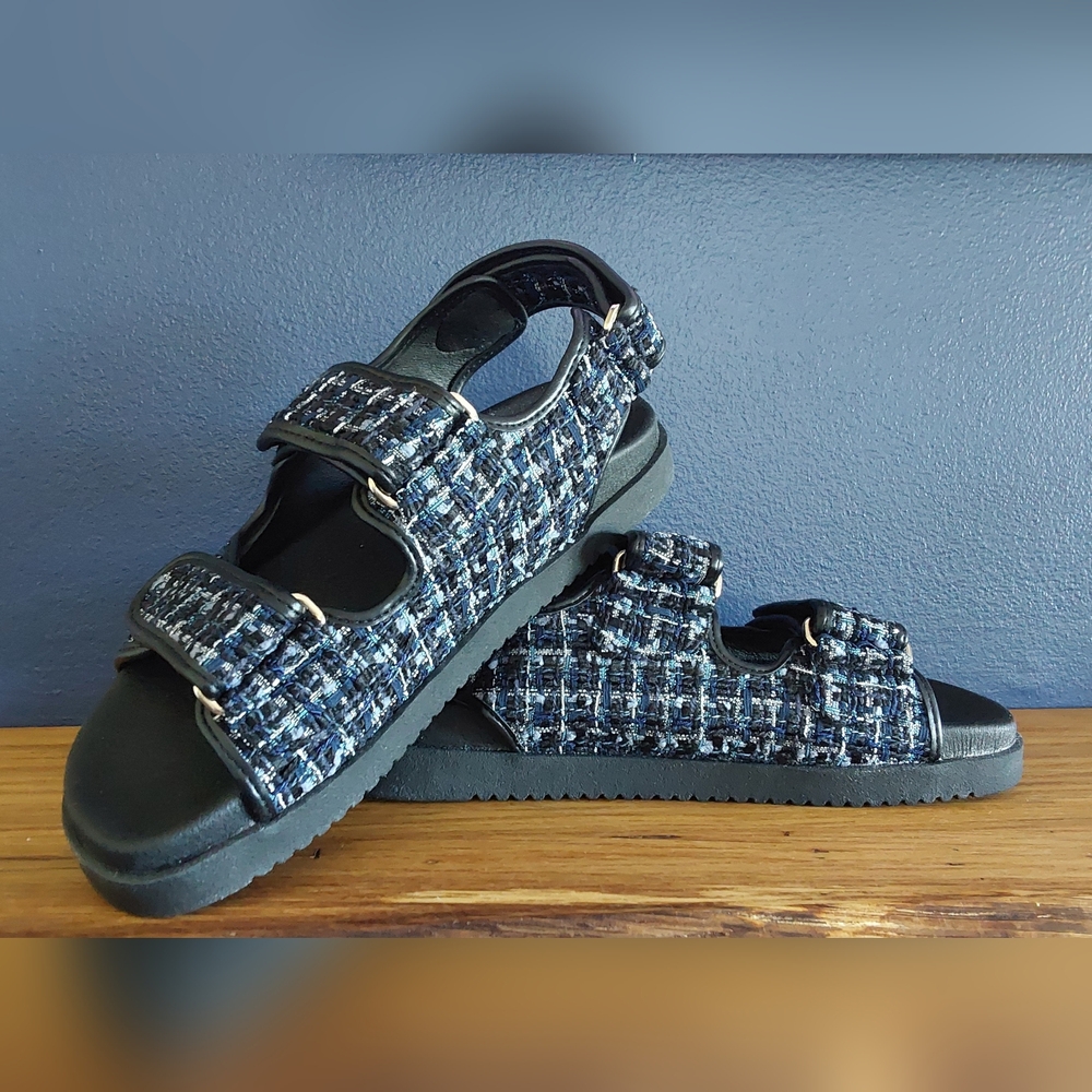 NAVY BLUE & BLACK TWEED SANDAL  7.5/8
